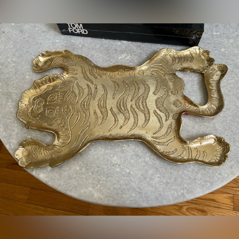 Golden Tiger Tray Conversation Starter Home Decoration NWT Gold